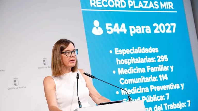 544 places per a metges i infermers especialistes | Tràmits ™