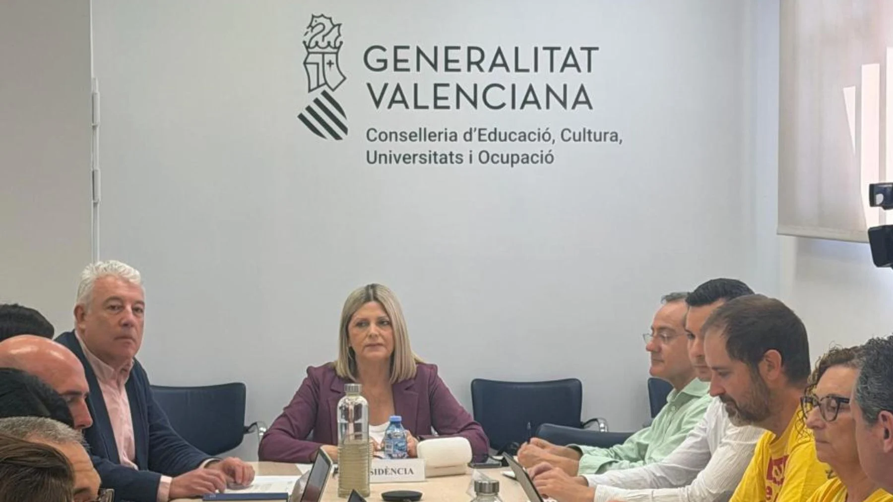 Vaga educativa valenciana: 9 directors rati | Tràmits ™